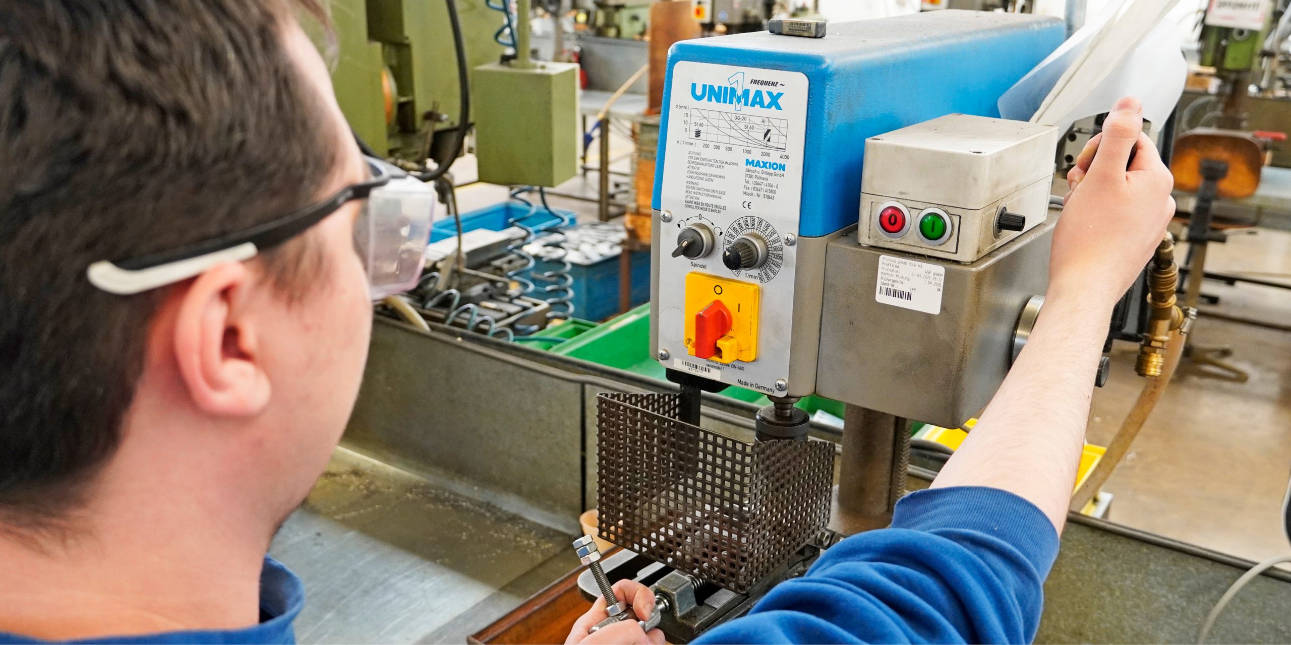 Maschine zur Metallverarbeitung