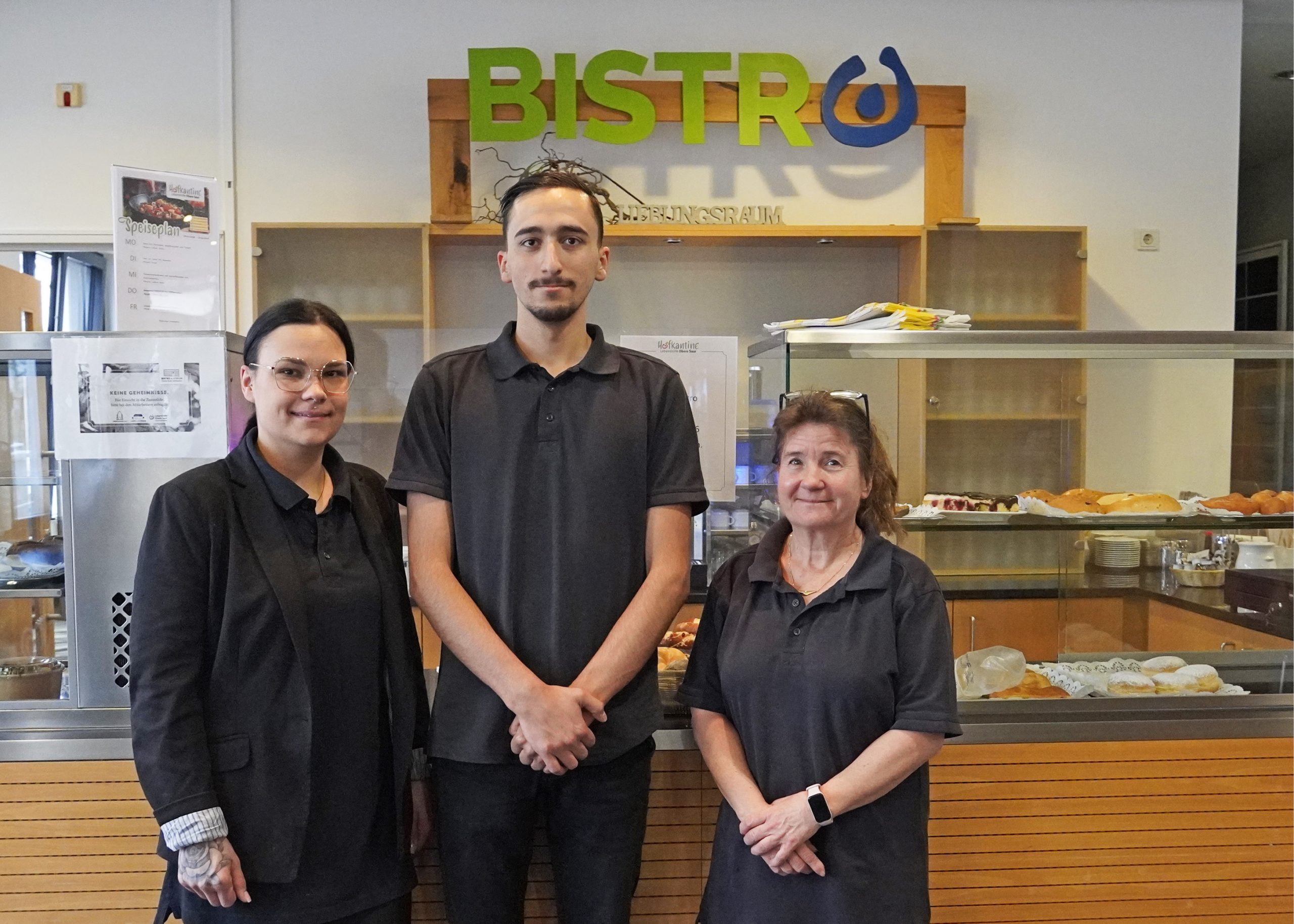 Gruppenfoto Kantinen-Team Wirtschaftsministerium